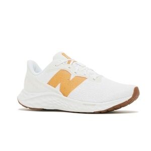 Like New! NEW BALANCE Fresh Foam Arishi V4 White & Orange W Sz 7